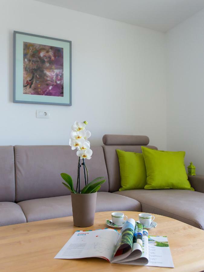 Apartment Maestral Poreč Buitenkant foto