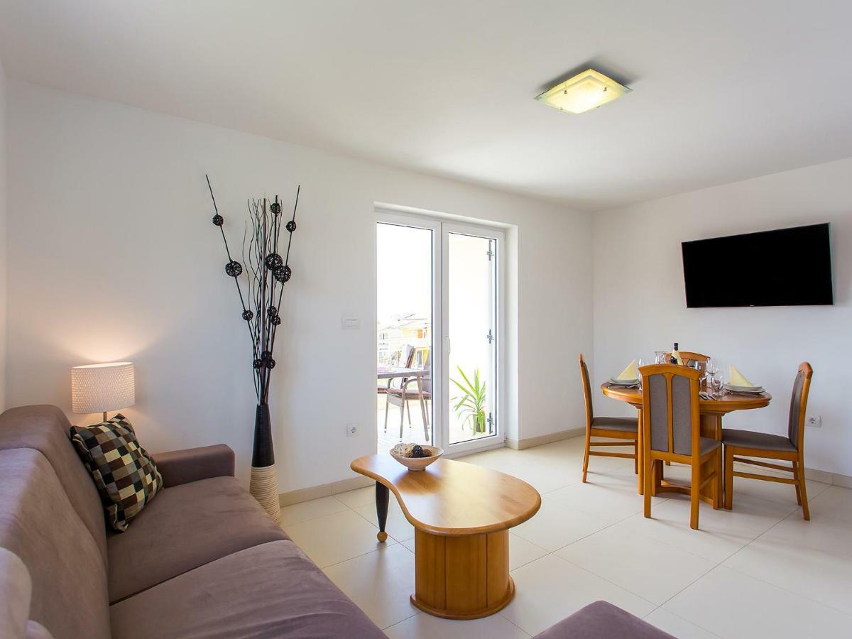 Apartment Maestral Poreč Buitenkant foto